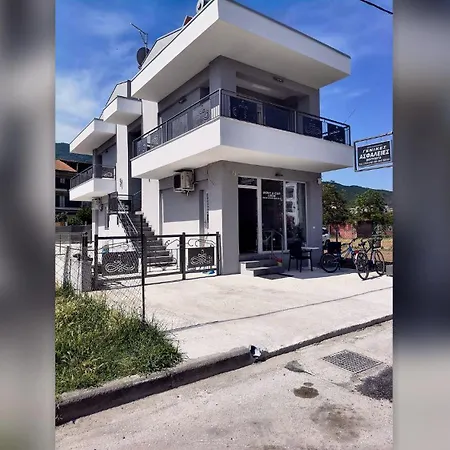 Apartment Astra *